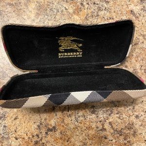 Burberry eyeglasses case